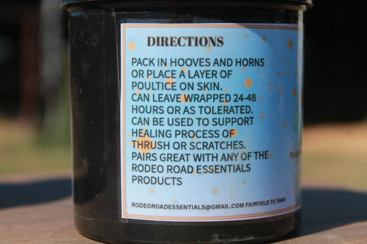 Natural herbal poultice by Rodeo Road Essentials, Abscess Away, perfect for drawing out horse hoof abscesses and fungus.